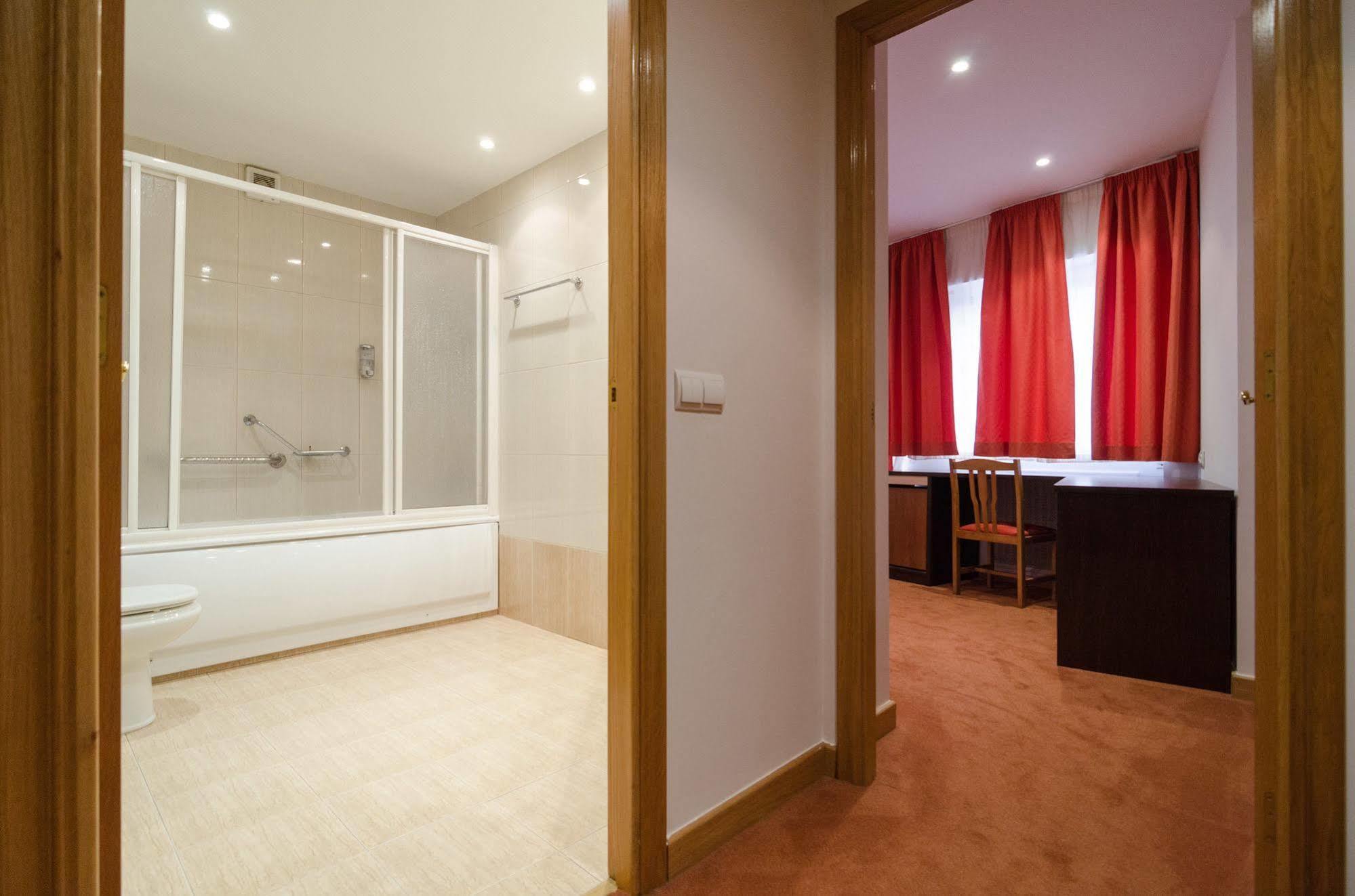 Nest Style Santiago Hotel Santiago de Compostela Exterior foto