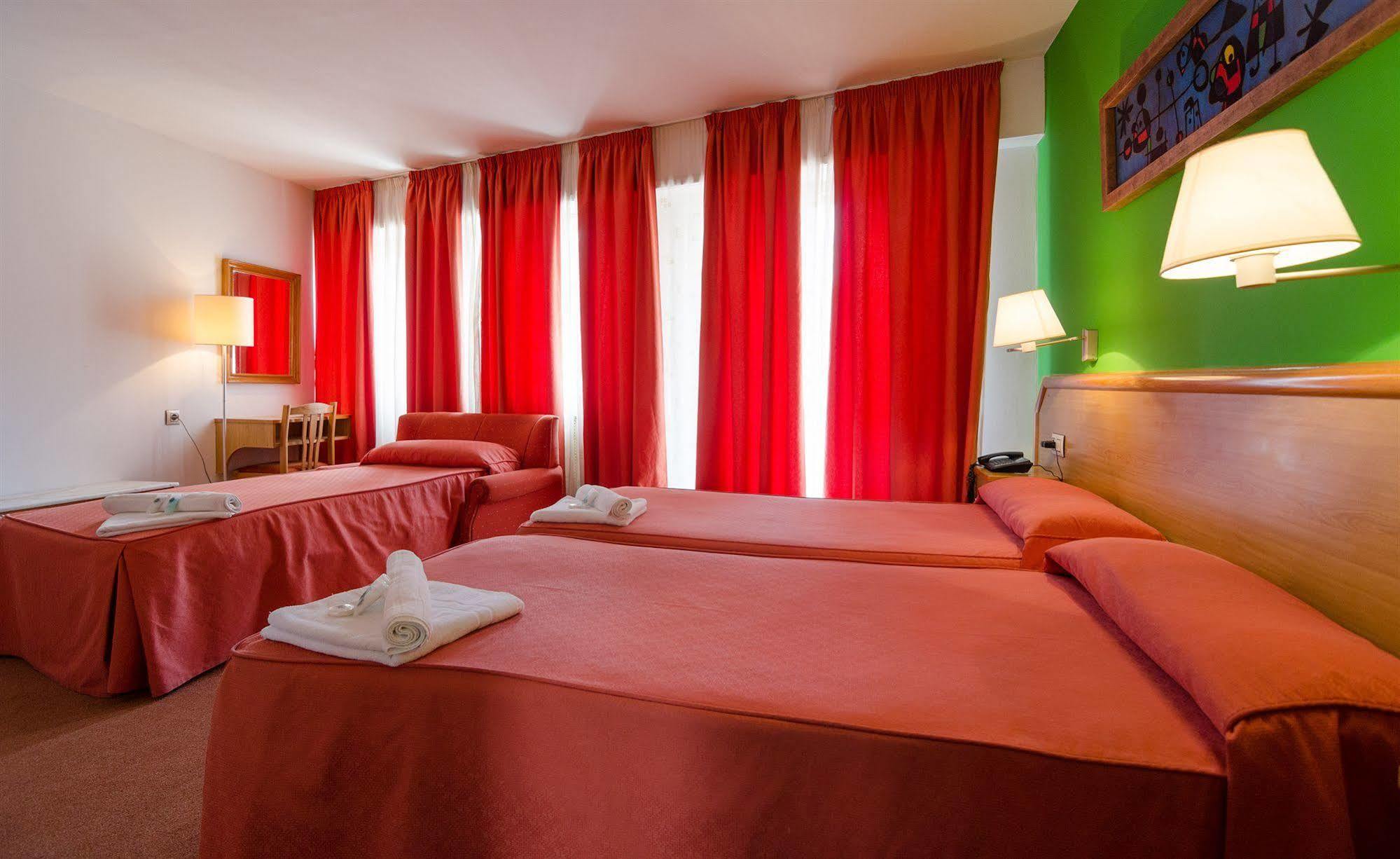 Nest Style Santiago Hotel Santiago de Compostela Exterior foto